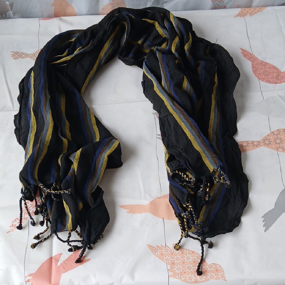 Pre-loved Striped Black and Gold Scarf